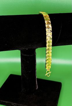 24 Karat Gold Fan Bracelet 