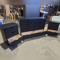 Dresser And Nightstands 