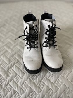 Girls Boots