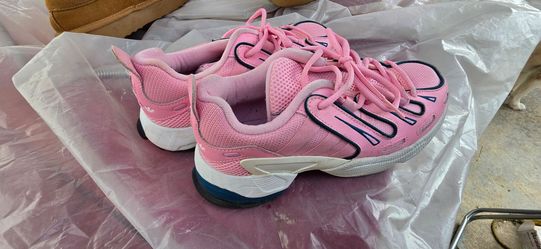 Pink Adidas women shoes