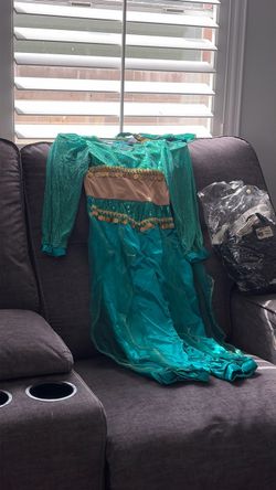 Jasmine costume size 6 (little girls)