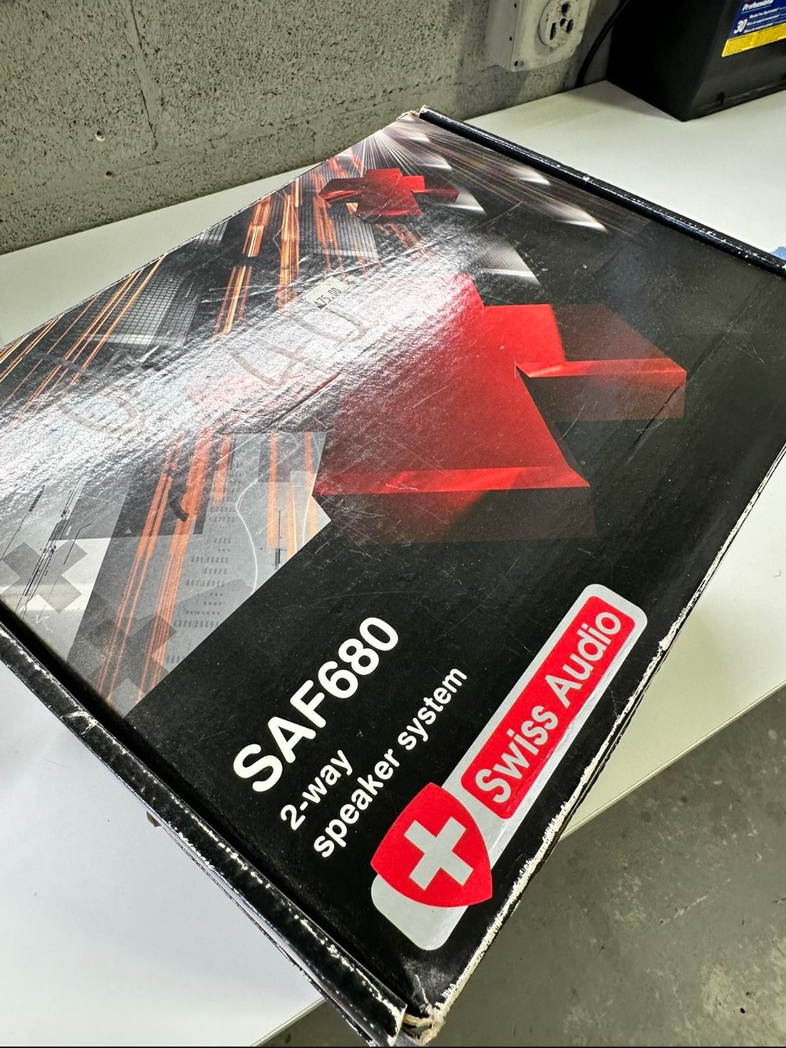 SWISS AUDIO SAF680 SPEAKER SYSTEM 6” x 8”