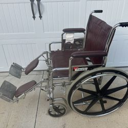 Wheelchair: Traveler