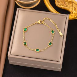 Gold Emerald Style Bracelet – Elegant Green Crystal Adjustable Jewelry