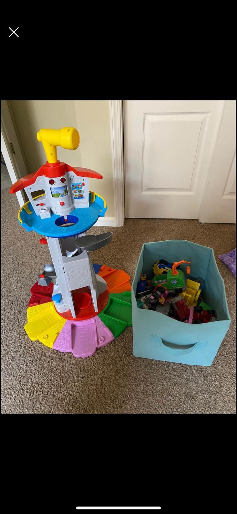 Paw patrol tower and characters