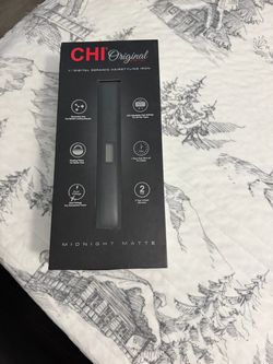 CHI Original Digital 1 in Ceramic Flat Iron, Digital Display, Adj Heat, Dual V