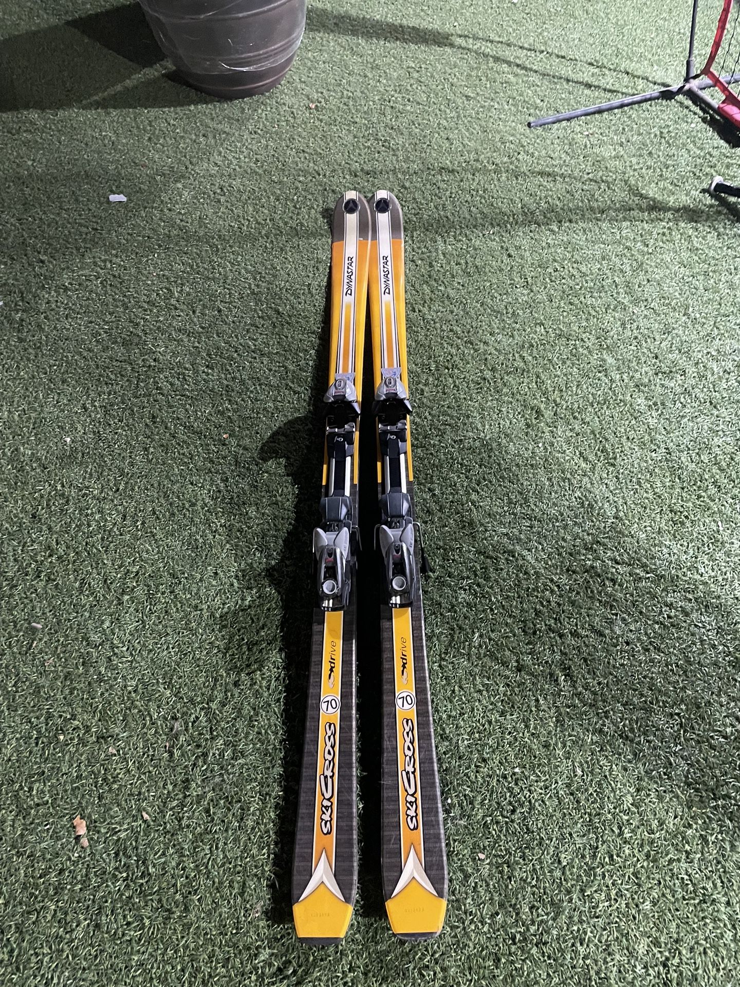 GREAT TO ALMOST NEW Dynastar SkiCross 70 170 cm Downhill Alpine Skis! Ski Cross