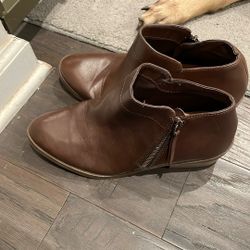 Boots Size 8 