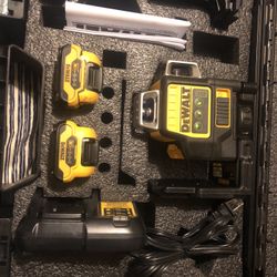 DEWALT LASER GREEN LIGHT