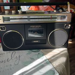 Bluetooth Boombox Retro 80’s