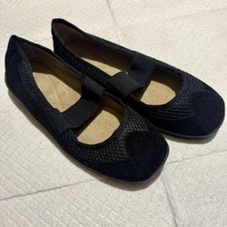 Women’s Shoes Flats Black Size 7M