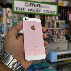 iPhone SE Unlocked With Warranty 