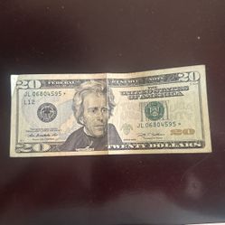 20 Bill With Star