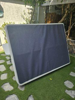 Metal Box Spring , Queen Size