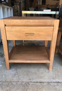 Crate and on sale barrel dawson nightstand