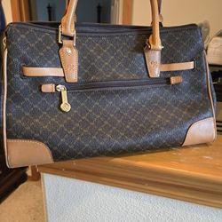 RIONI ,puers hand bag ,like new, maid in Italy