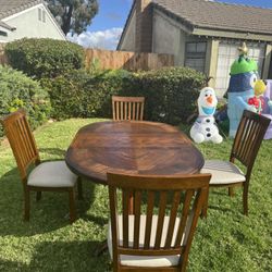 Dining Table With 4 Chairs 