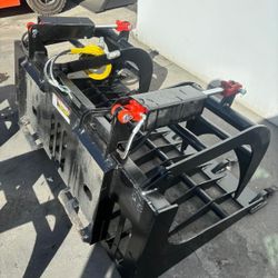 All-Star 68" Root E-Series Skid Steer Grapple