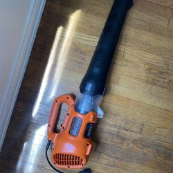 Black & Decker Leaf Blower