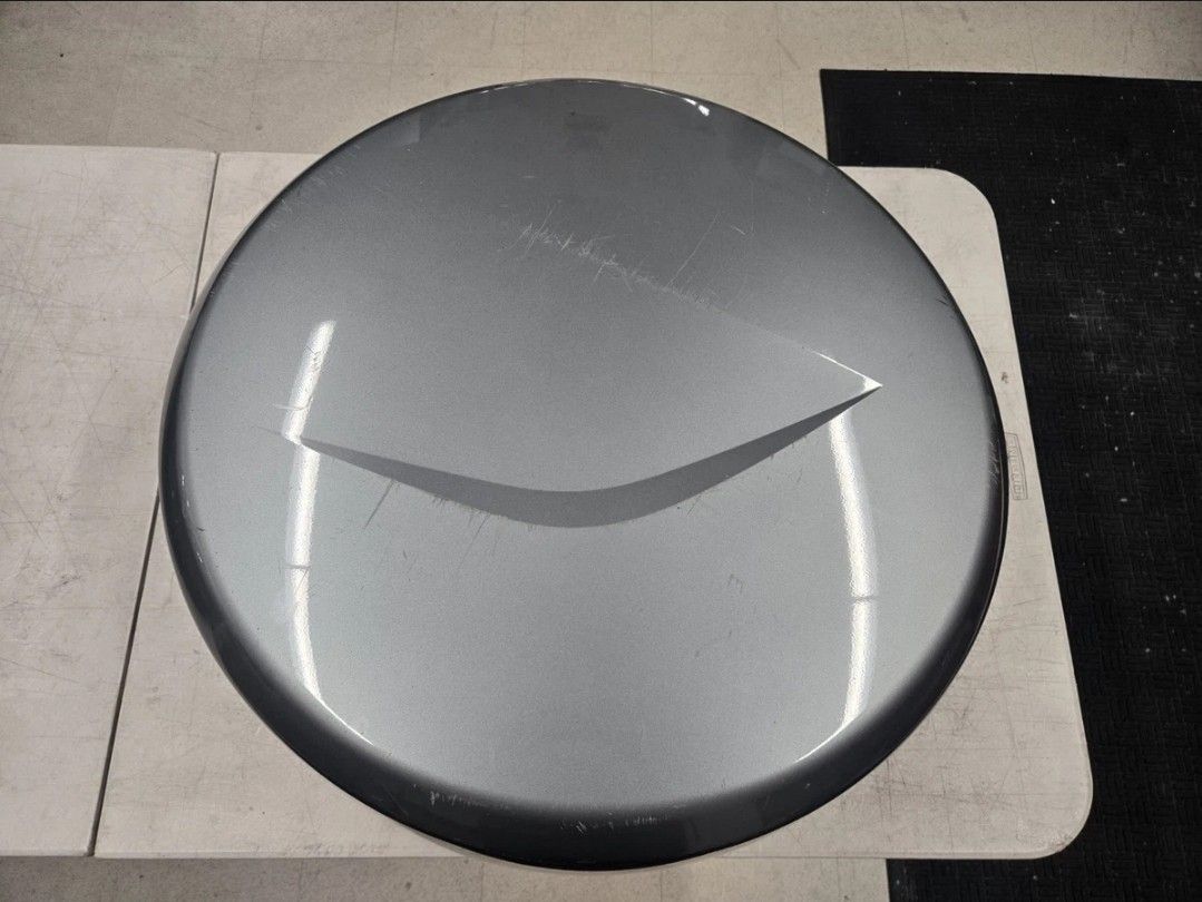 06-12 TOYOTA RAV4 SPARE TIRE WHEEL COVER TAILGATE HARDCOVER