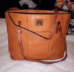 Dooney & Bourke Genuine Leather Authentic Bag