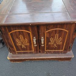 End table
