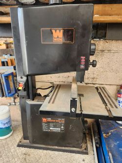 Band saw