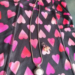 18 Inch Pendant And Earrings 