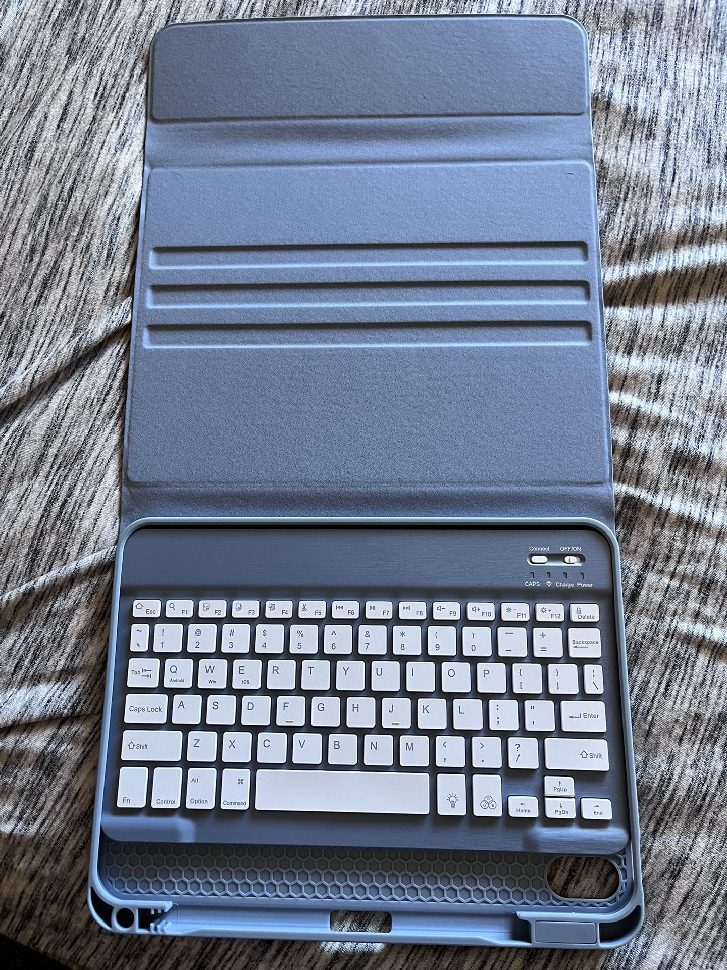 iPad Case With Keyboard 
