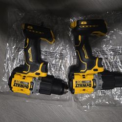 DEWALT 20VMAX XR BRUSHLESS TORQUE DCD806 1/2"(13MM)HAMMERDRILL/DRILL DRIVER (TOOL ONLY) PRICE IS FIRM $160 EACH 