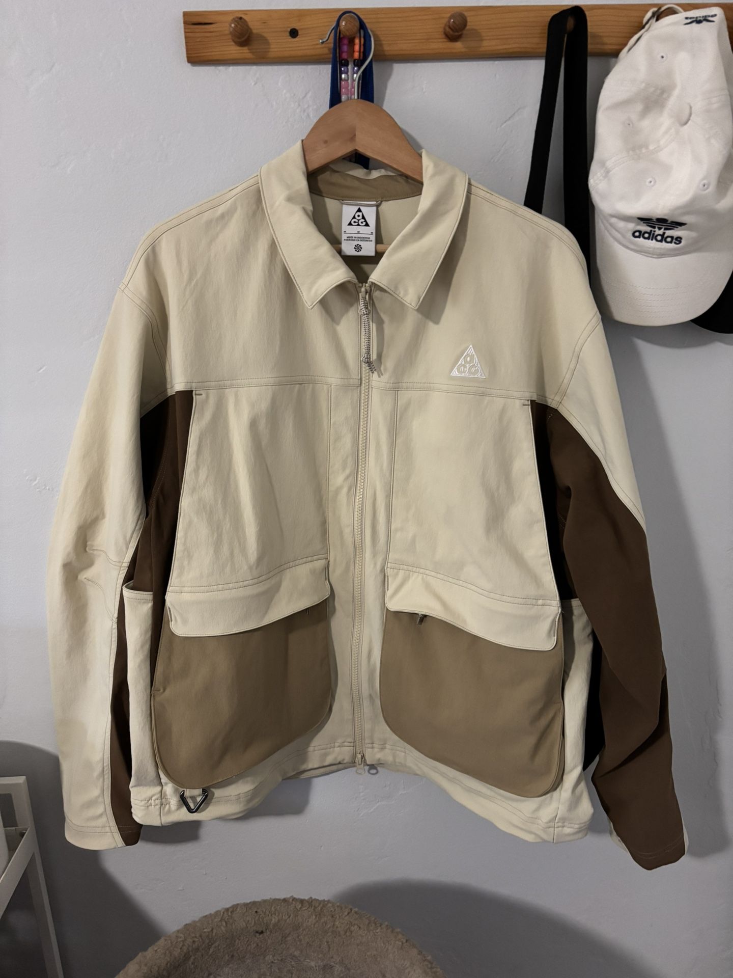 Nike ACG Smith Summit UV Jacket Size M