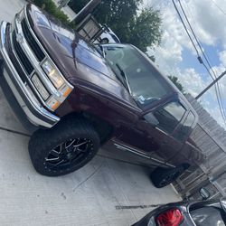 1997 Chevy Fleetside Pickup V8