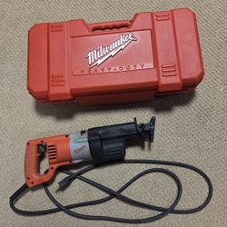 Milwaukee 6509-22 Sawzall (Corded)