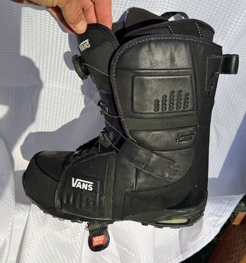 Van's Fargo Snow Boots