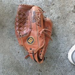 Wilson A2915 Baseball Glove Desfor Professional Extra  Korea 13"