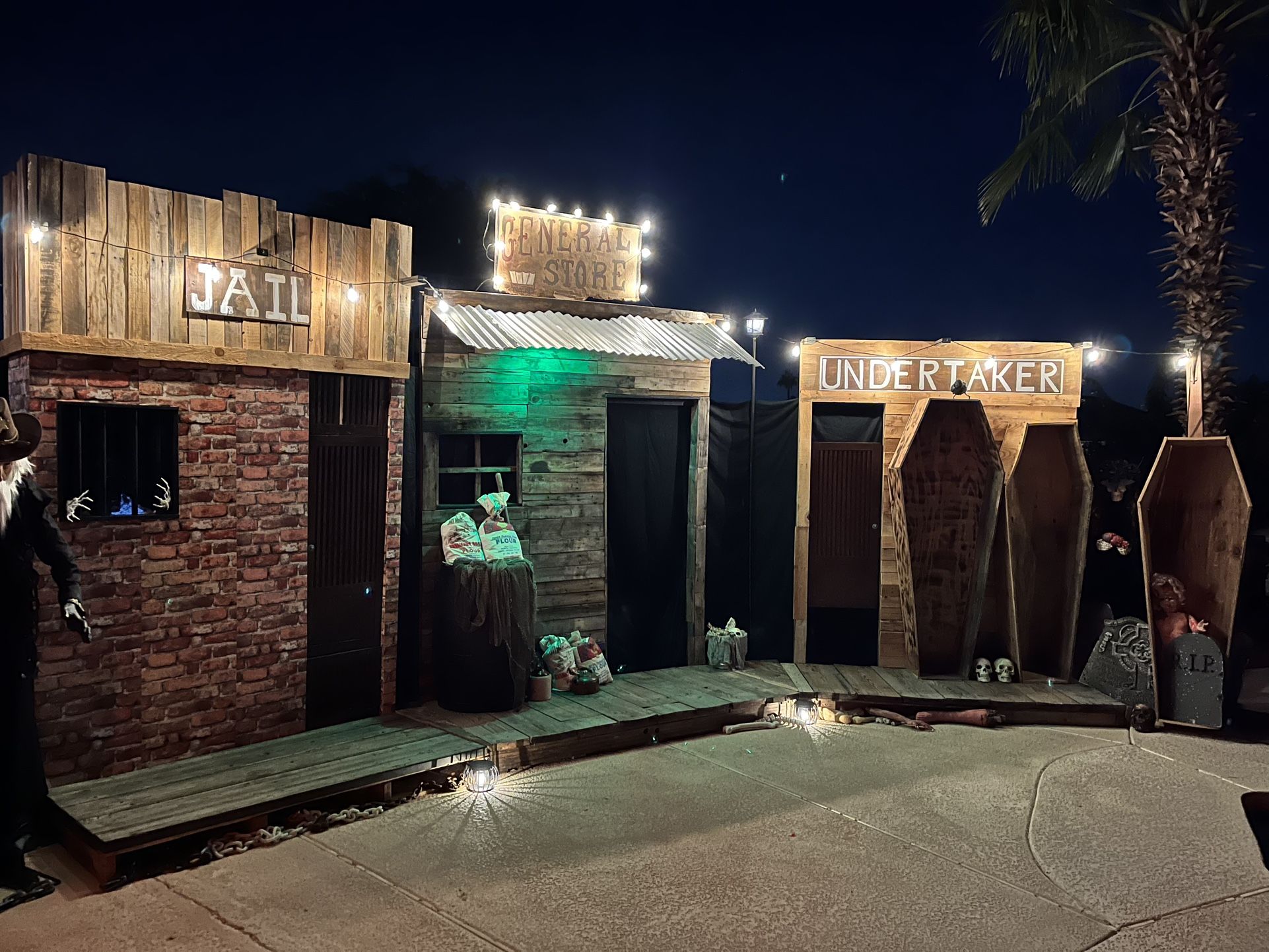 Halloween Decorations Western Town Set