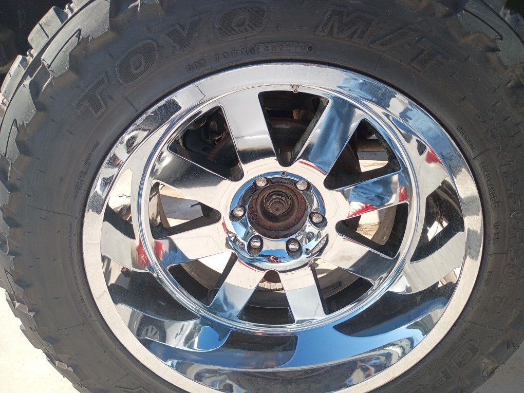 6 Lug Wheels