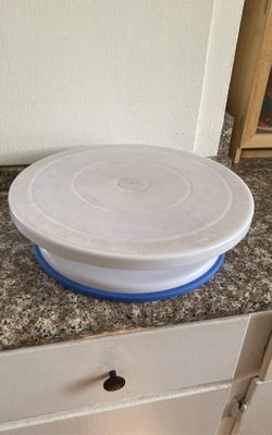 Cake Decorating Turntable