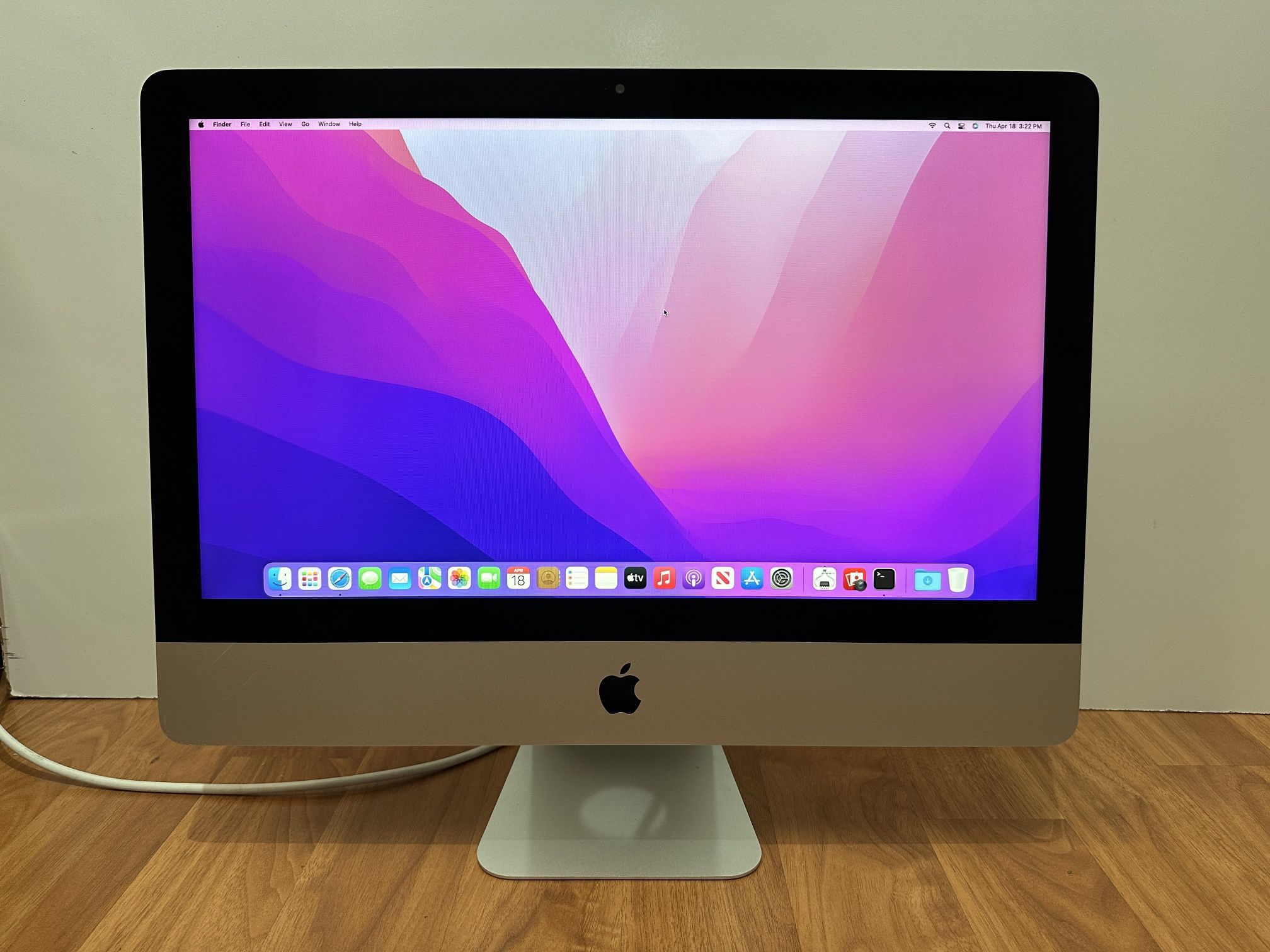 Apple iMac 21.5" All In One Desktop Late 2015 1.6GHz i5 8GB 1TB