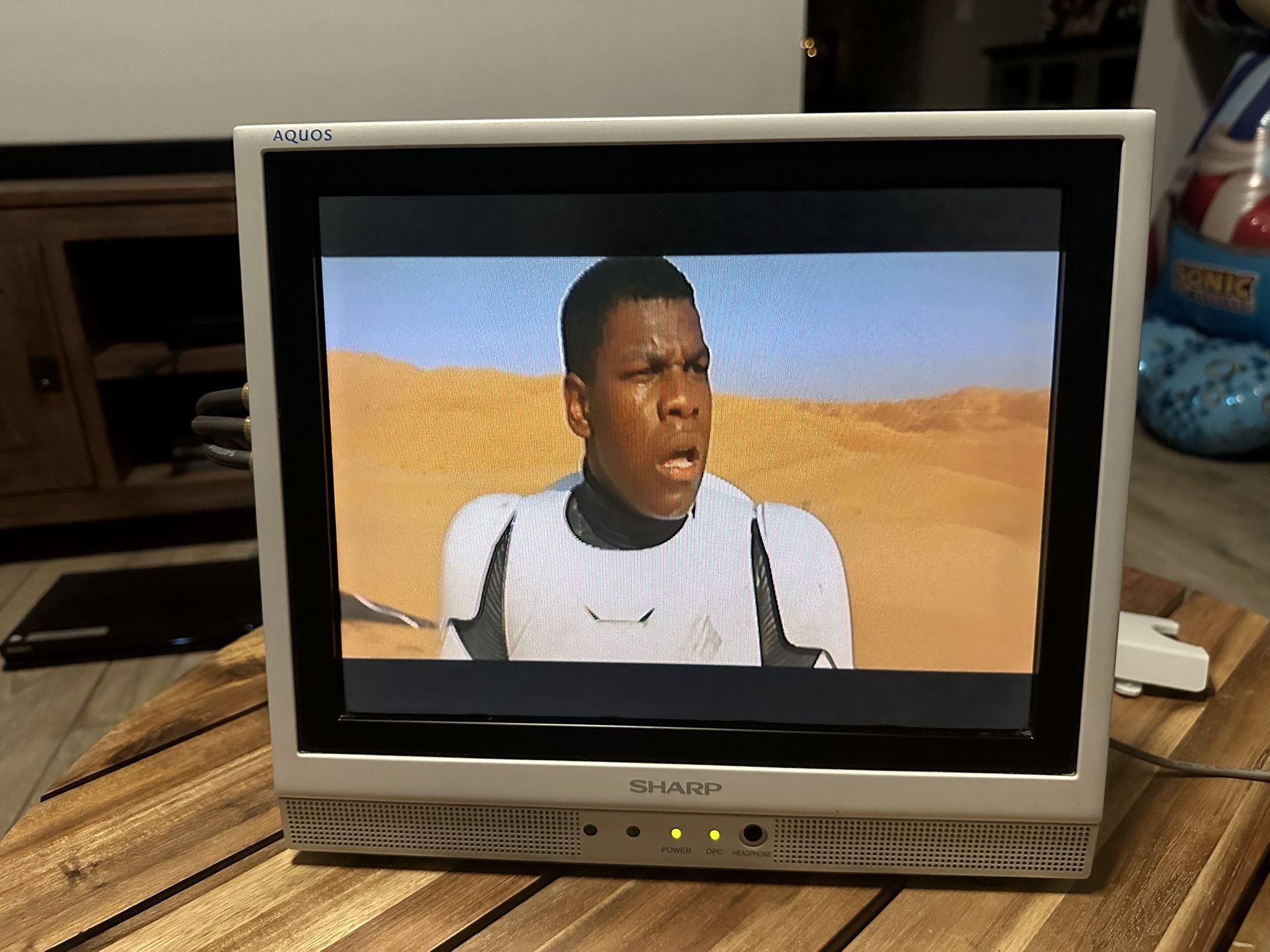 Mobile Sharp Aquos monitor and TV with multiple inputs great for mobile gaming trips great for retro gamers RCA input is barely used really was not us