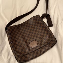 Louis Vuitton Bag for Sale in Miami, FL - OfferUp