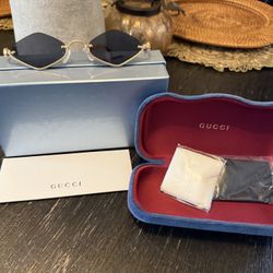 Gucci GG1604S Sunglasses  Authentic Eyewear