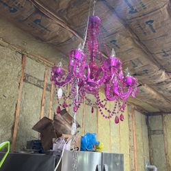 Chandelier 