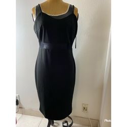 Lulu’s Black Dress