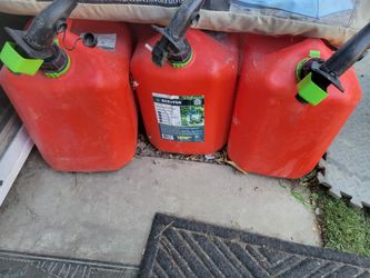 5 Gallon Gas Cans