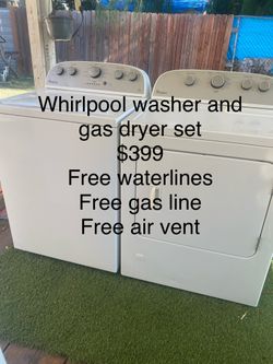 Whirlpool matching washer and gas dryer set