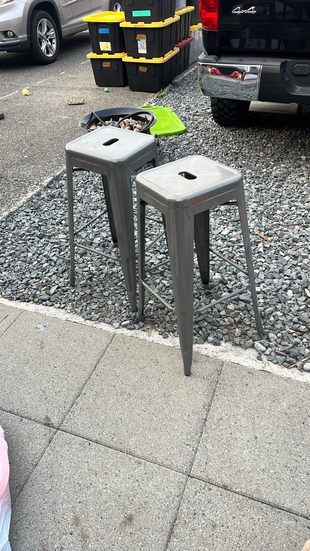 2 Bar Stools