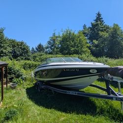 Beautiful 1996 Cobalt 233 Cuddy Cabin - New Engine! 