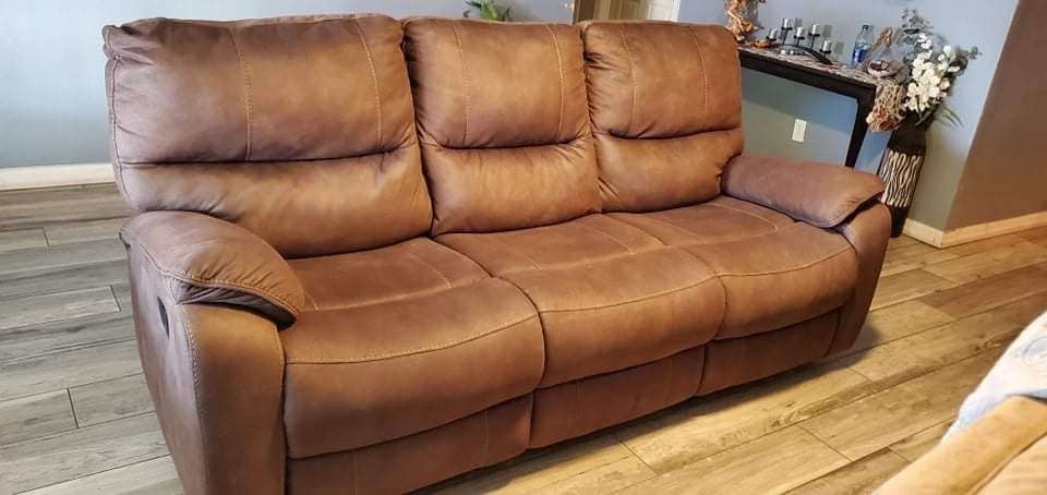 2 Brand New Sofas Recliner
