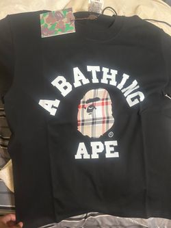 Bape tee burberry